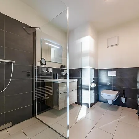 Fischotter - In Der Hafenresidenz Mit Terrasse&hafenblick Apartment *