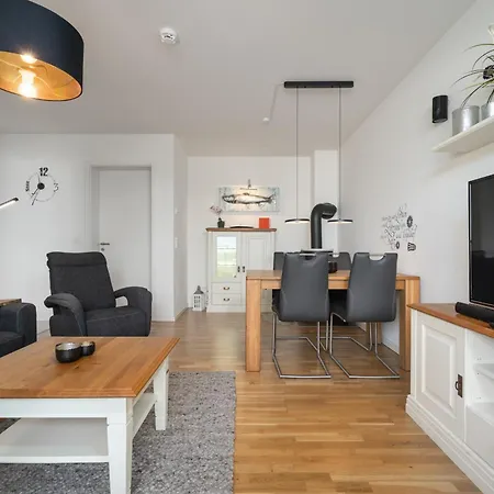 Fischotter - In Der Hafenresidenz Mit Terrasse&hafenblick Apartment